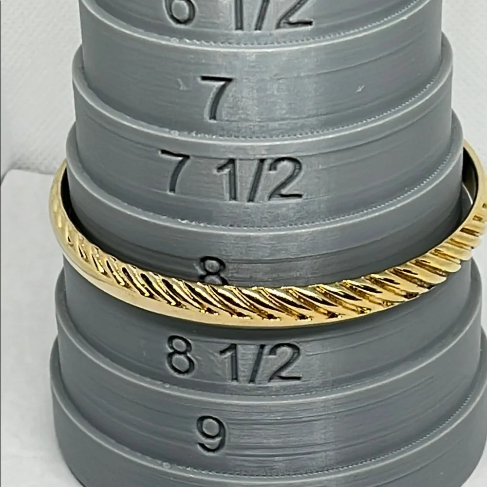 Elegant large Gold-Tone bangle modern bracelet
